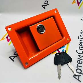 KB2243 DX-9  (левый) Лючок-замок с ключом